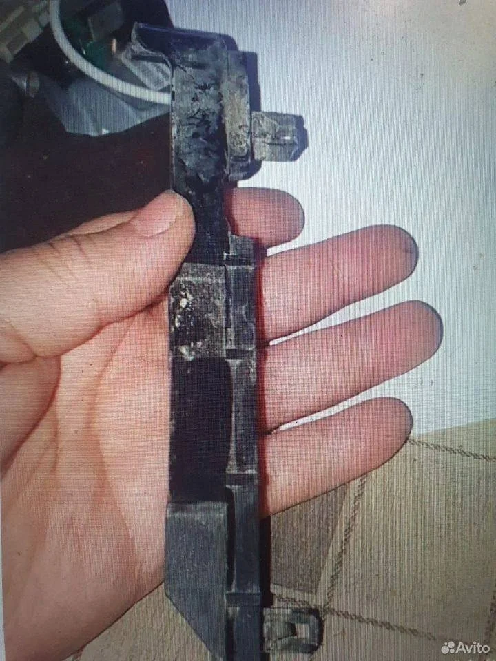 Направляющая переднего бампера правая Audi A8 D4 (2010—2014) CGWA 3.0