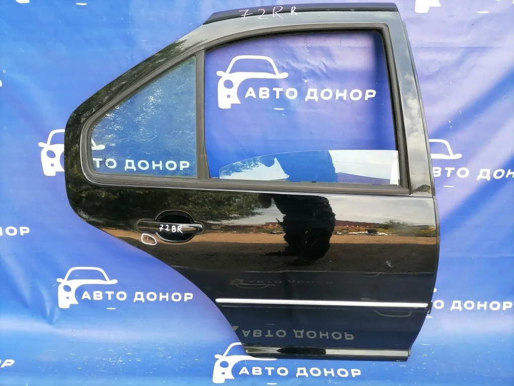 дверь VOLKSWAGEN BORA 1J2 AUE