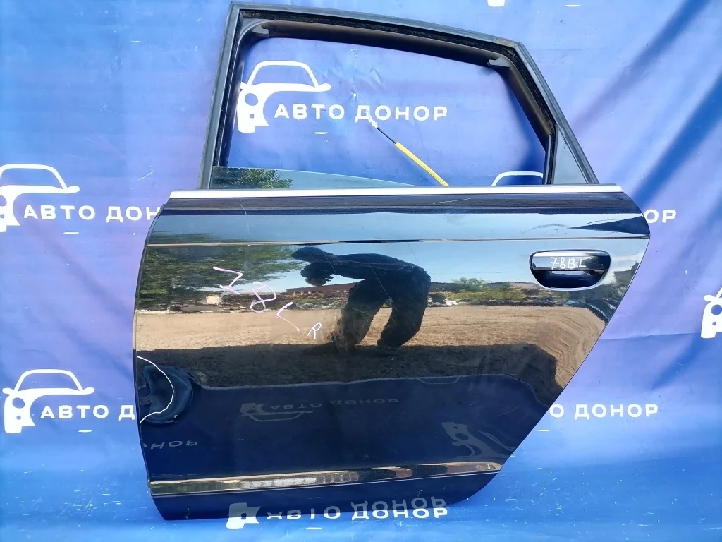 дверь AUDI A6 4F2 AUK