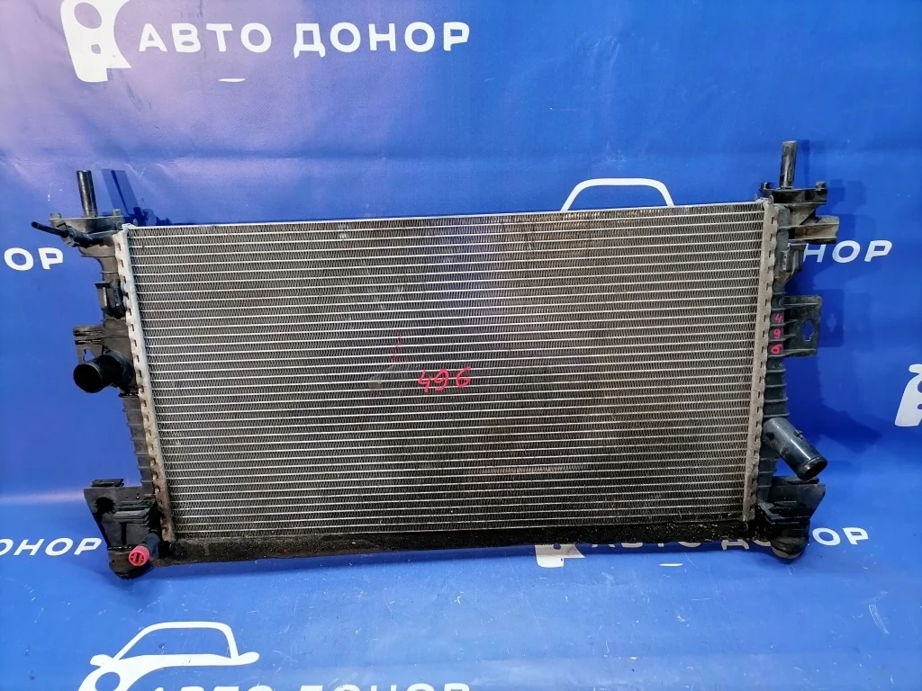 радиатор охлаждения двигателя FORD FOCUS CB8 IQDB