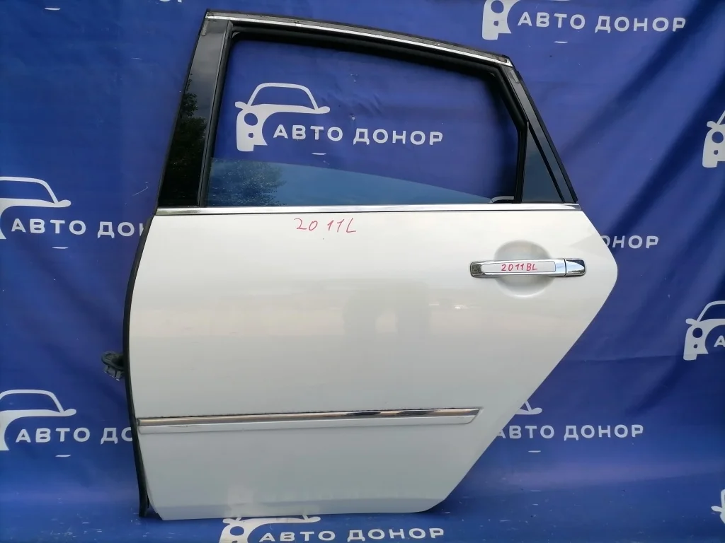 дверь NISSAN FUGA GY50 VK45DE