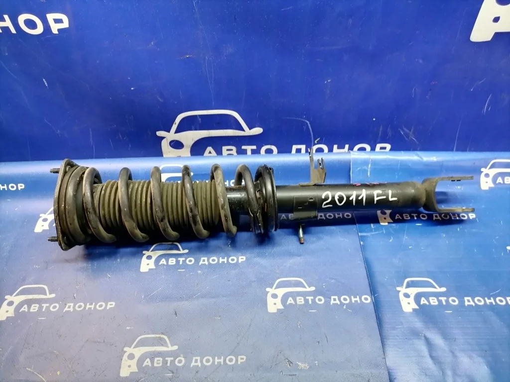 стойка NISSAN FUGA GY50 VK45DE