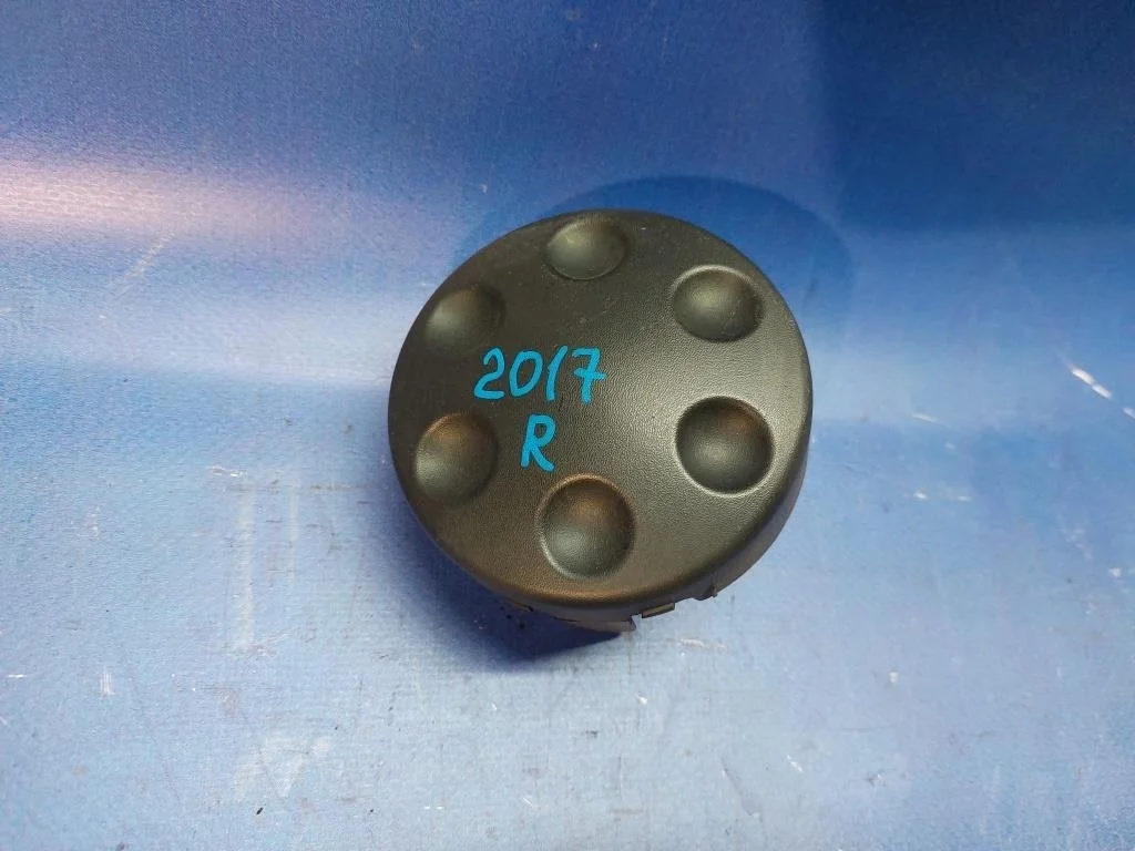 заглушка бампера NISSAN XTRAIL TNT31 QR25DE