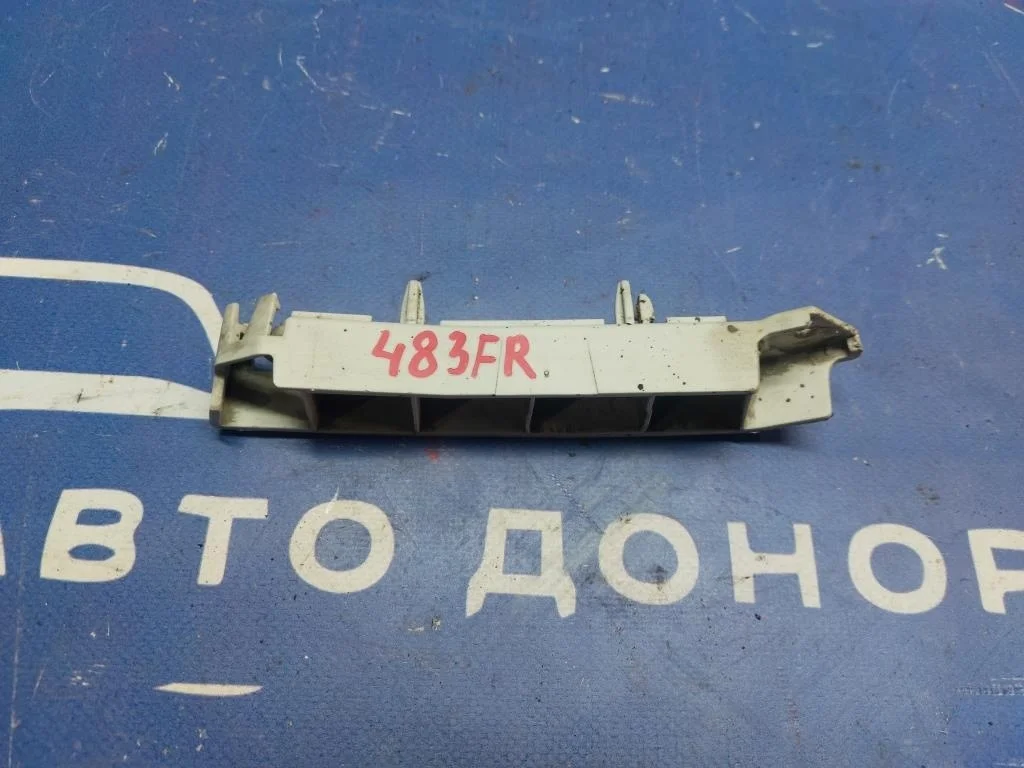 крепление бампера FORD FOCUS CB8 IQDB