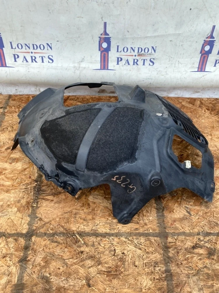 Подкрылок BMW G30