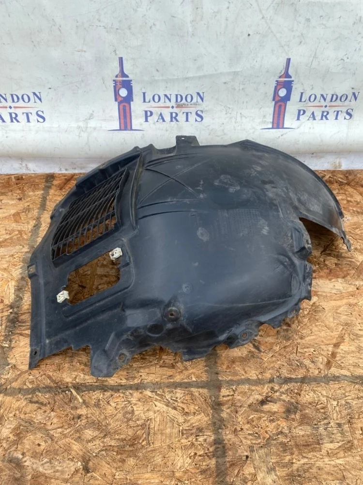 Подкрылок BMW F01