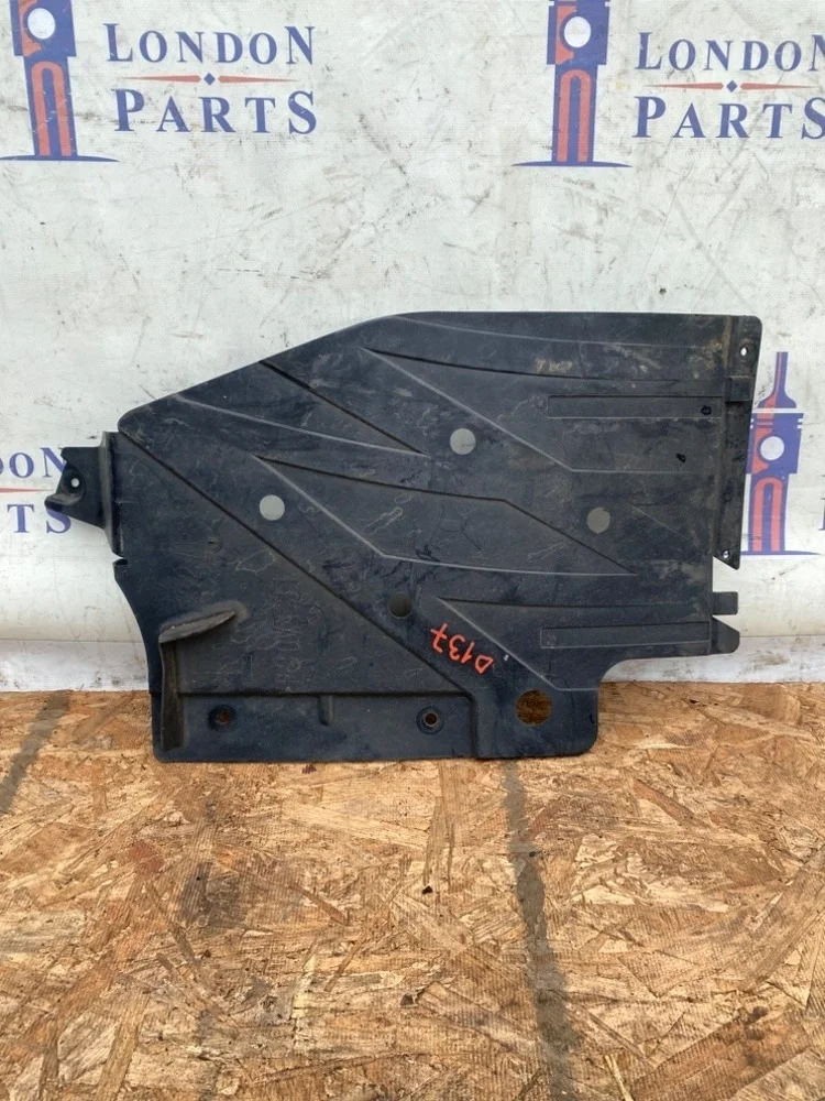 Облицовка днища кузова BMW F30