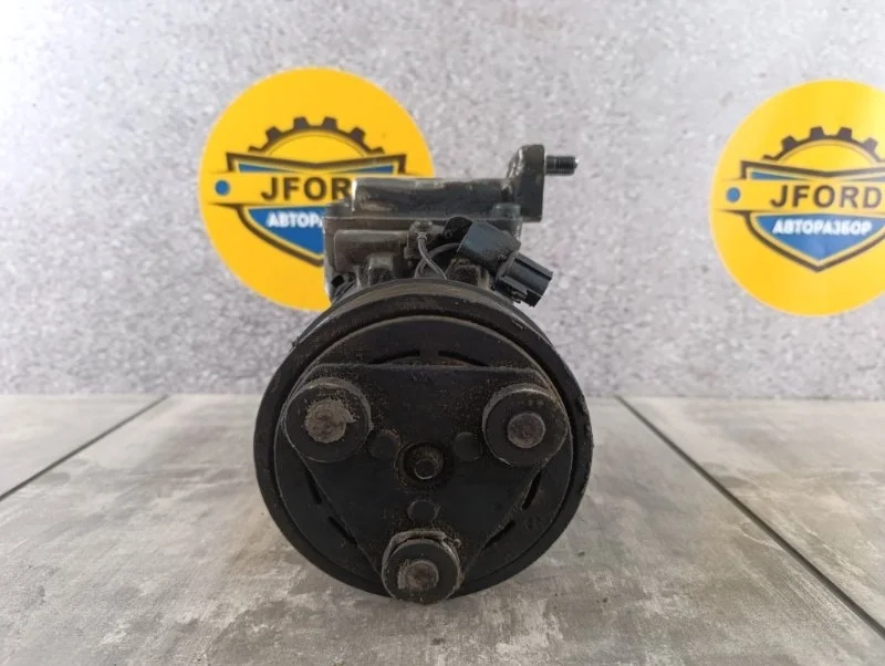 Компрессор кондиционера Hyundai Grand Starex 2009 TQ