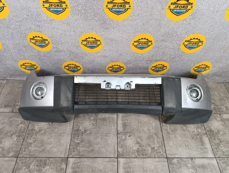 Бампер Mitsubishi Pajero 4 2007 V98W