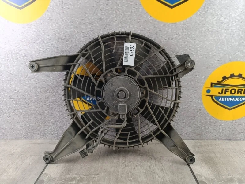 Вентилятор охлаждения радиатора Mitsubishi Pajero 4 2007 V98W