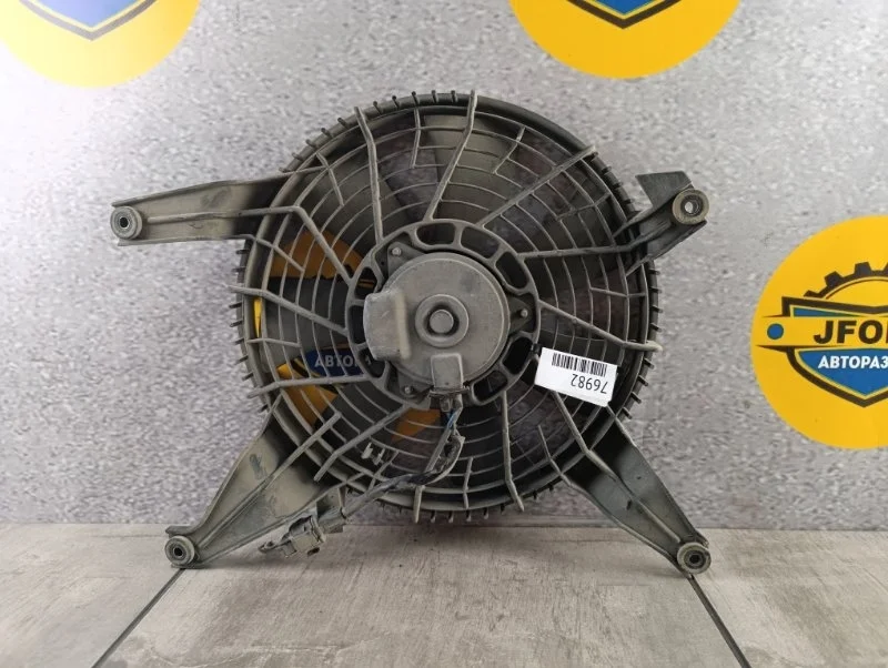 Вентилятор охлаждения радиатора Mitsubishi Pajero 4 2007 V98W