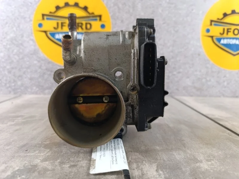 Дроссельная заслонка Mitsubishi Grandis 2007 NA4W