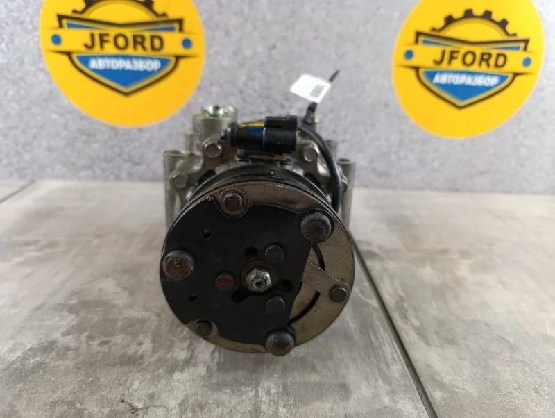 Компрессор кондиционера Ford Fusion 2008 CBK