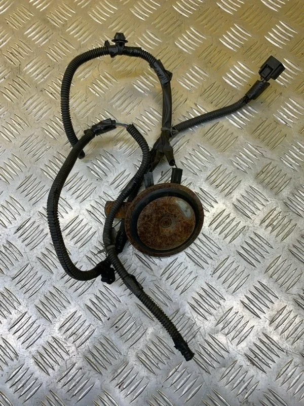 Сигнал (клаксон) Nissan Pathfinder (R51M) 2004-2013 2010 25610EB500 2.5 D YD25DDTI