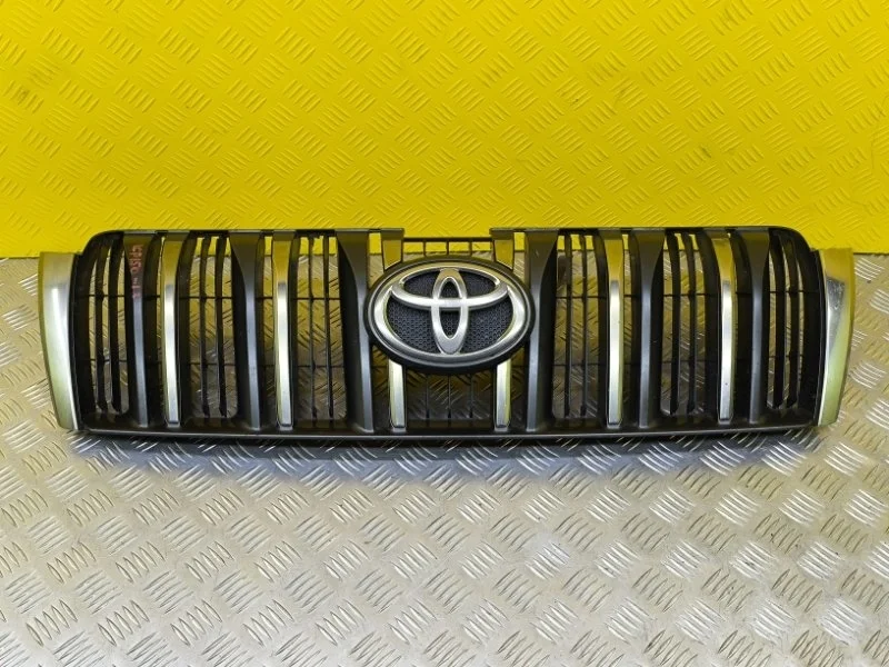Решетка радиатора Toyota Land Cruiser Prado 150 (2009-2023) 2013 5310160731 ВНЕДОРОЖНИК 3.0 D 1KDFTV