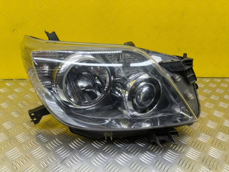 Фара правая Toyota Land Cruiser Prado 150 (2009-2023) 2013 8114560E70 ВНЕДОРОЖНИК 3.0 D 1KDFTV
