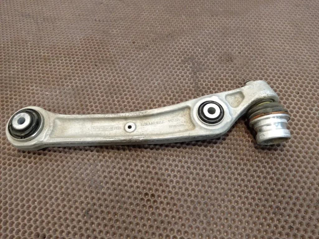 Рычаг подвески нижний Audi Q7 2017 4M