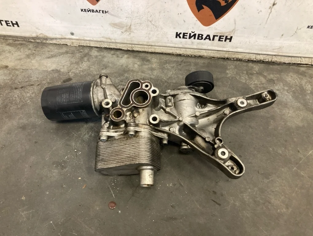 Корпус масляного фильтра Audi A4 2010 B8