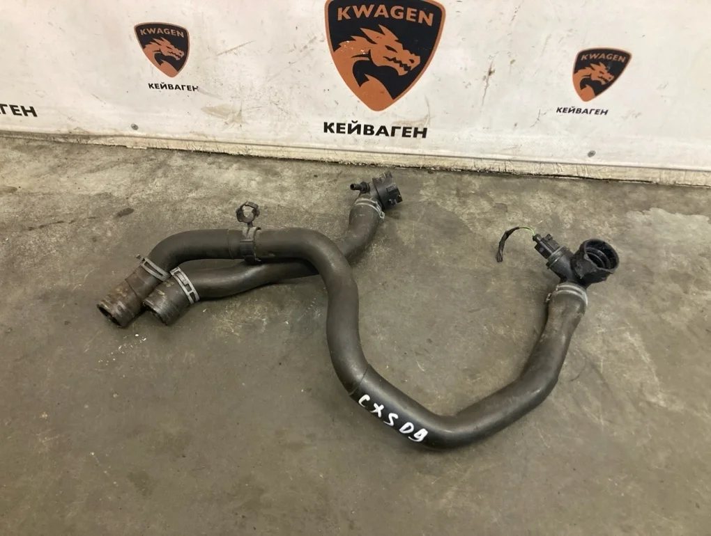 Патрубок системы охлаждения Audi A3 2013 8V