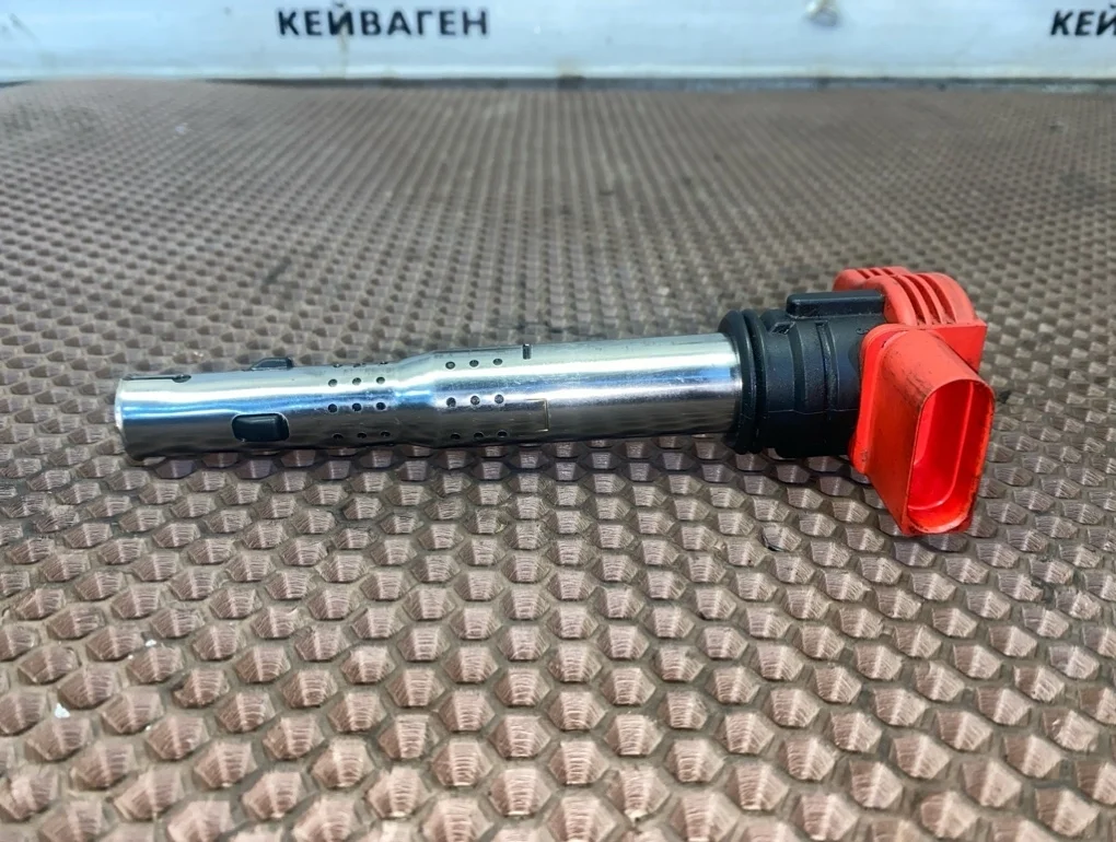 Катушка зажигания Audi Q7 2007 4L