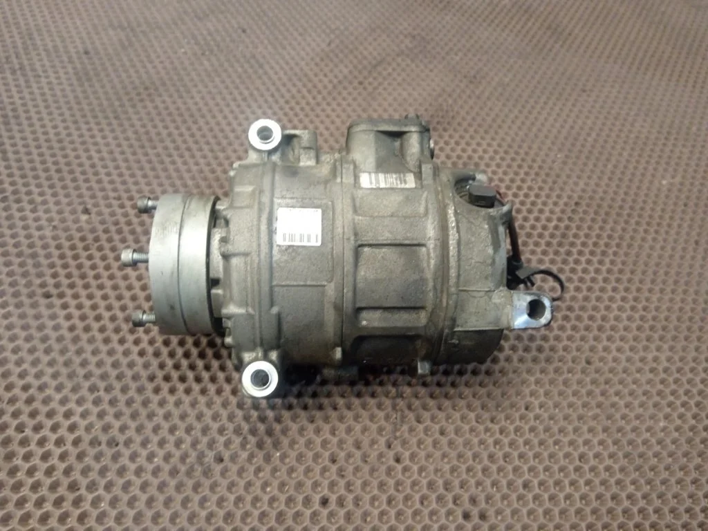Компрессор кондиционера Audi Q7 2005 4L