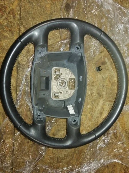 Руль VAG Touareg 2008 7L