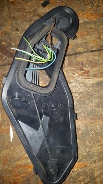 Держатель ламп Peugeot 207 2008 хечбек