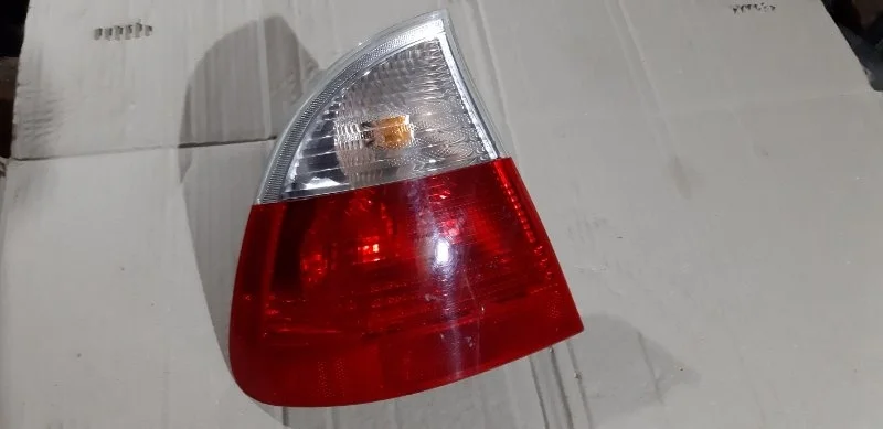 Фонарь BMW 3 2003 E46