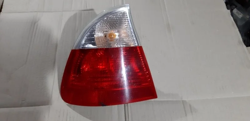 Фонарь BMW 3 2003 E46