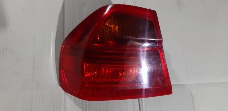 Фонарь с дефектом BMW 3 2006 E90