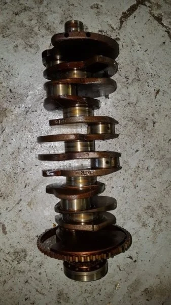 Коленвал Volkswagen Touareg 2005 7L