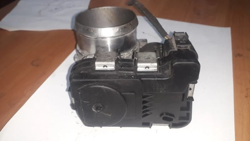Блок дроссельной заслонки Volkswagen Touran 2006 1T2