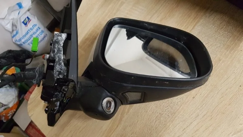 Зеркало Volvo S60 2011 Y20