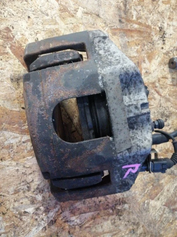 Суппорт Audi A4 2006 8ED