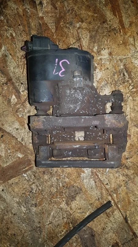 Суппорт Volvo S60 2011 Y20