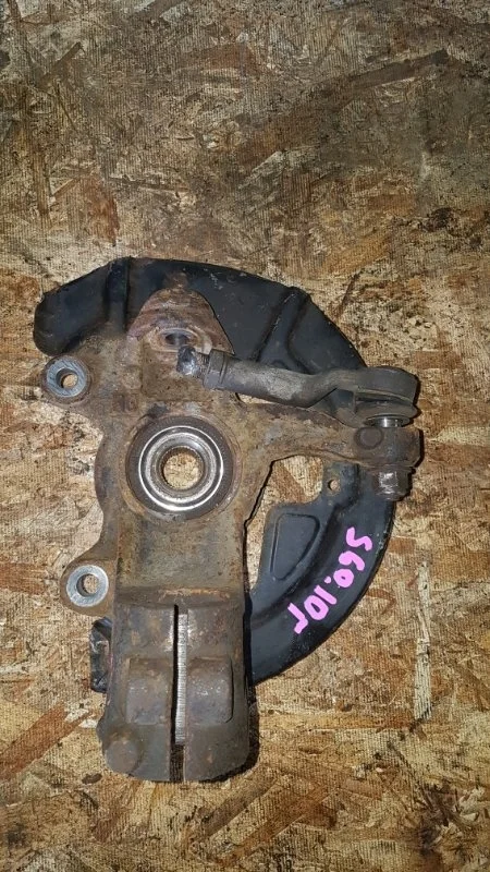 Кулак Volvo S60 2011 Y20