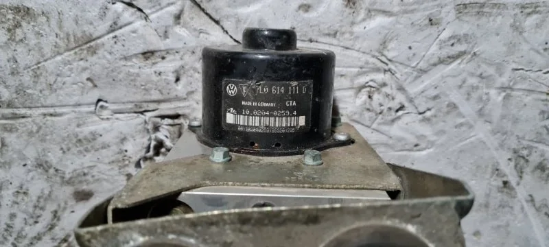 Блок abs Volkswagen Touareg 2005 7L6