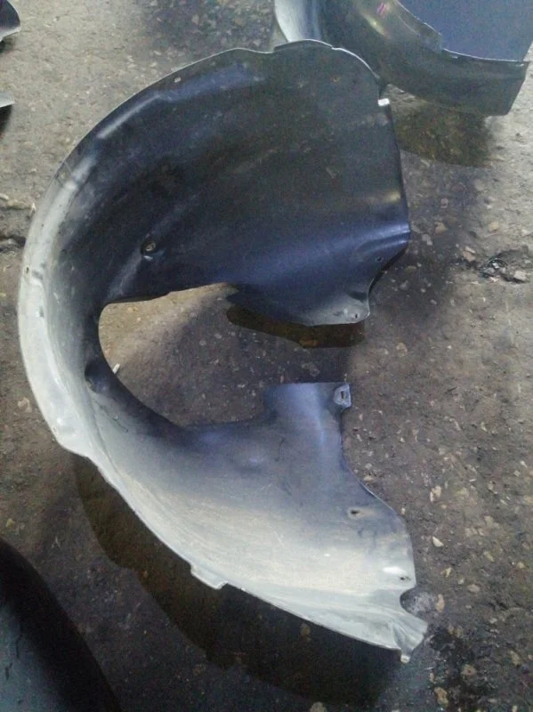 Подкрылок Volkswagen Touareg 2005 7L6