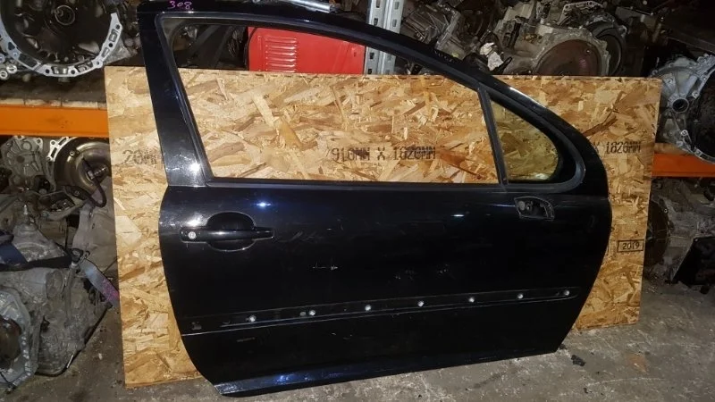 Дверь Peugeot 207 3 DOOR