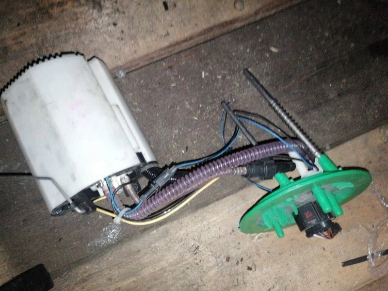 Бензонасос Audi A6 C6