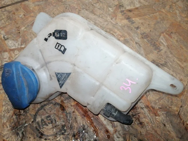 Бачок расширительный Audi A6 2007 4F5