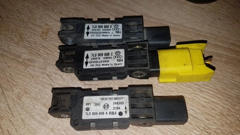 Датчик airbag Volkswagen