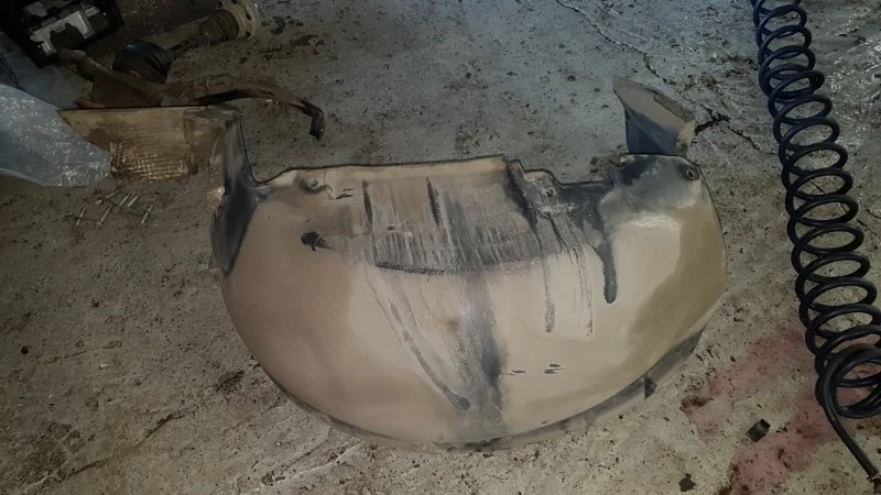 Подкрылок Porsche Cayenne 2009 957