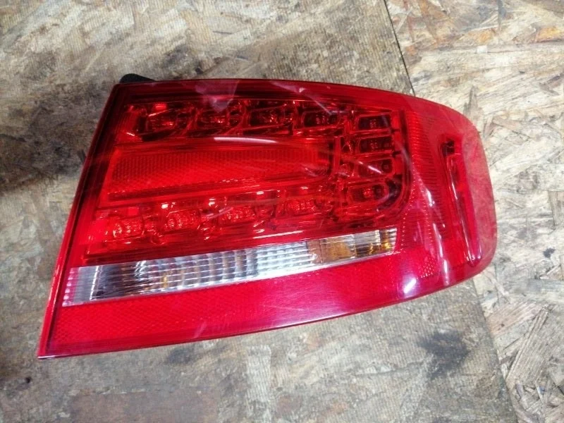Фонарь Audi A4 2011 8K2