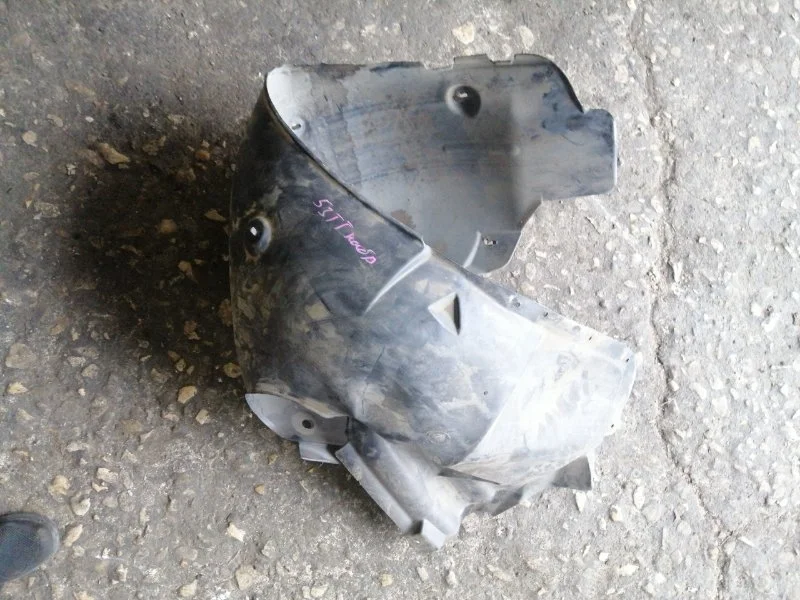 Подкрылок Audi TT 2001 8N3