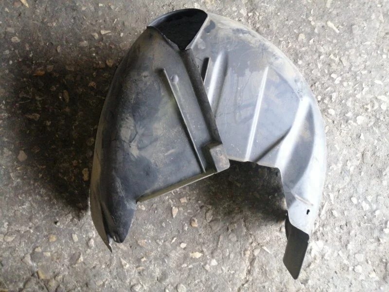 Подкрылок Audi TT 2001 8N3