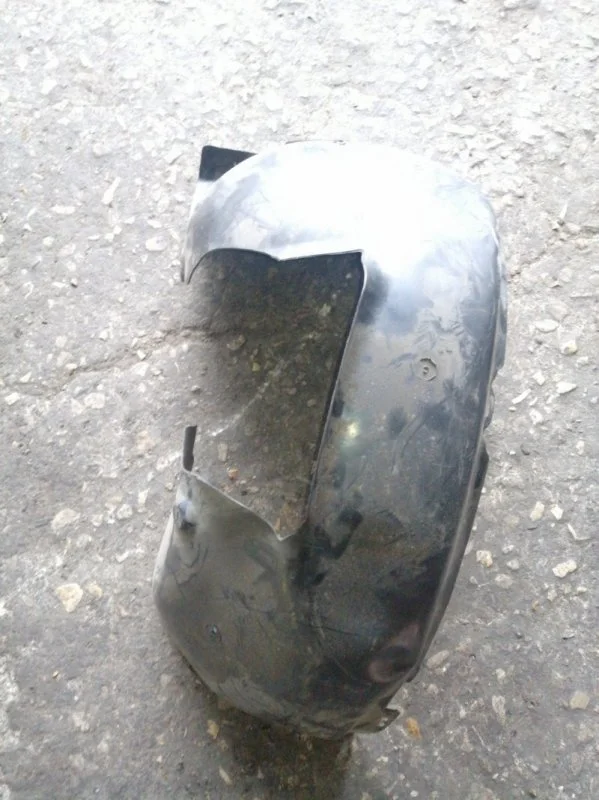 Подкрылок Volkswagen Golf 6 2011 AJ5