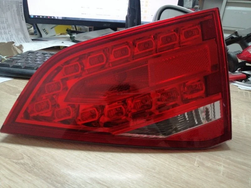 Фонарь Audi A4 2011 8K2