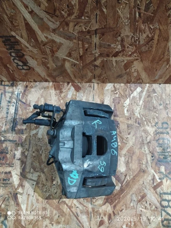 Суппорт Audi A4 2005 8ED