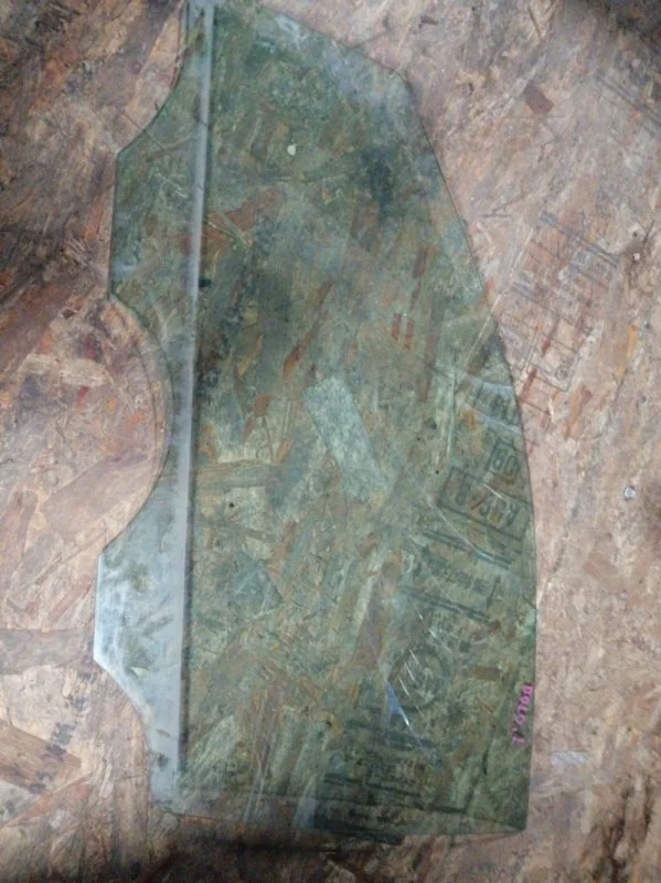 Стекло дверное as2 Volkswagen Polo 2005-2009 9N